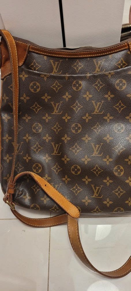 geanta louis vuitton pret|louis vuitton romania.